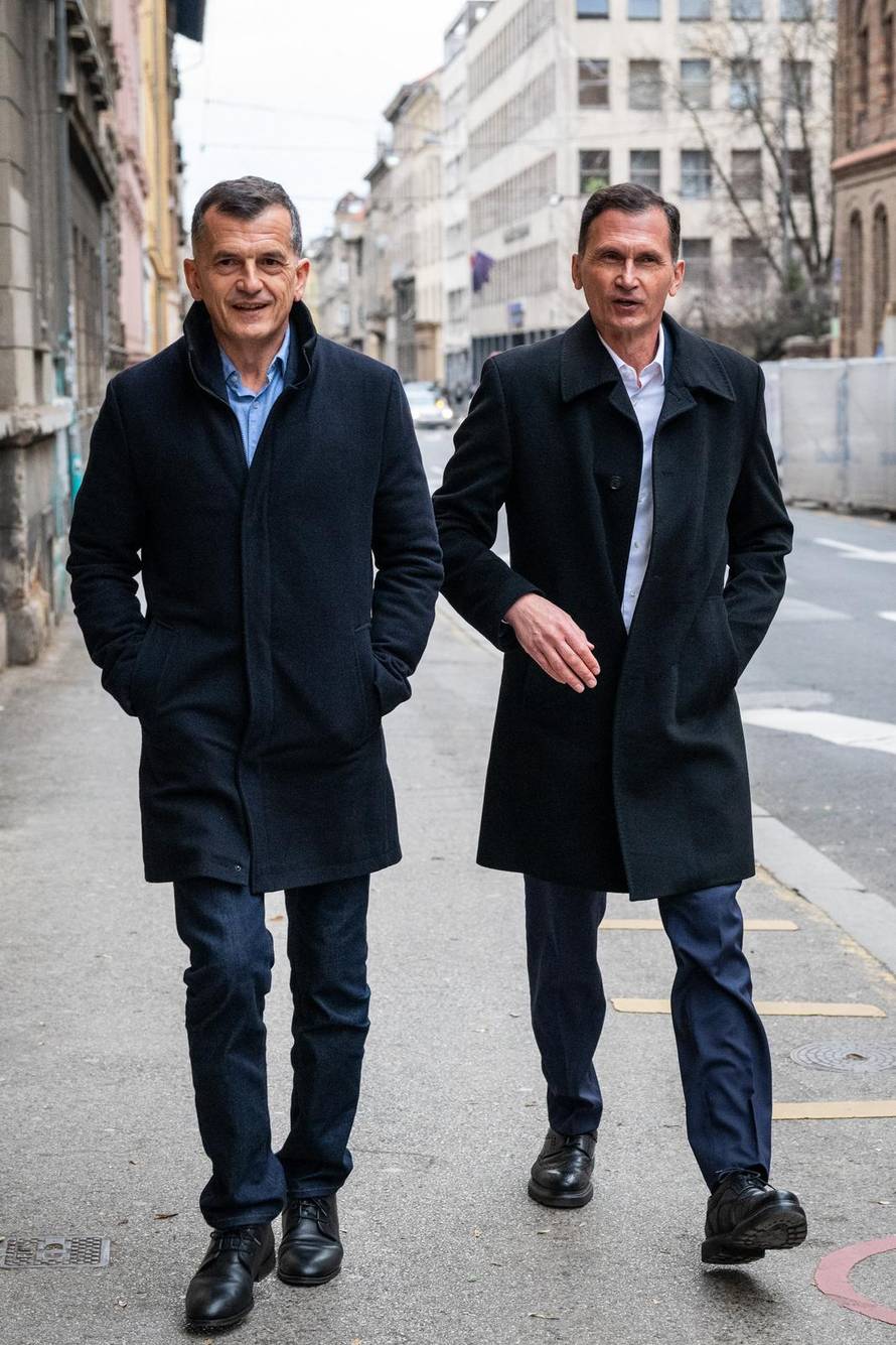 Zagreb: Primorac dolazi na na sjednicu Predsjedništva i Nacionalnog odbora stranke