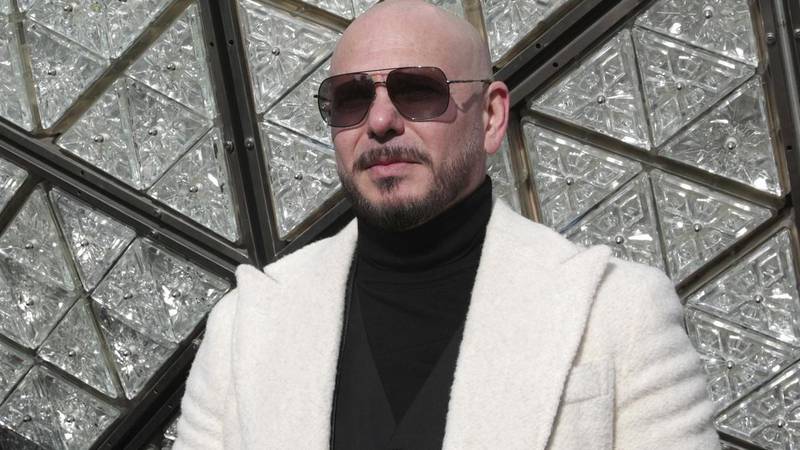 Pitbull nakon 15 godina priznao neugodnu situaciju koja mu se dogodila na nastupu s J.Lo...