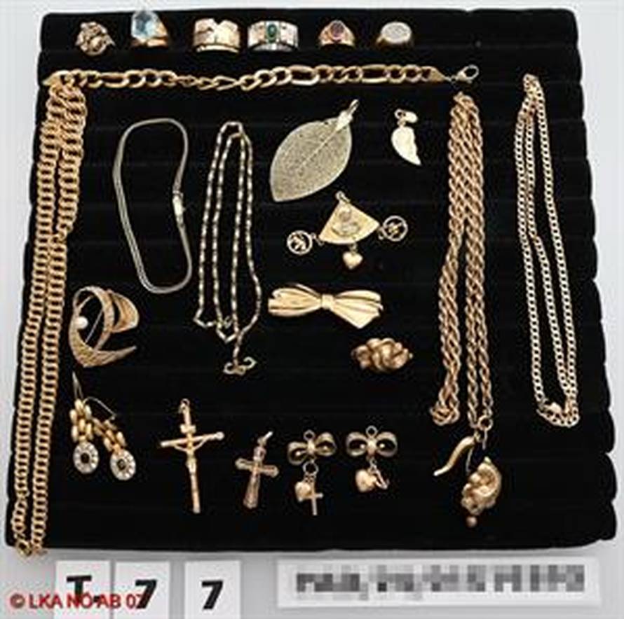 Austrijska šamanica varala ljude. Policija joj u sefu u kući našla preko 10 milijuna eura