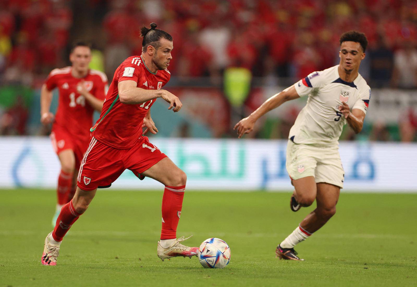 FIFA World Cup Qatar 2022 - Group B - United States v Wales