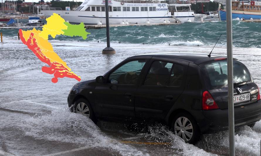 Strašno nevrijeme pogodilo je obalu, udara svom žestinom