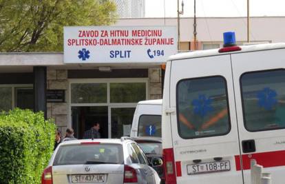 Mladić (28) primljen u splitsku bolnicu jer je uboden u leđa