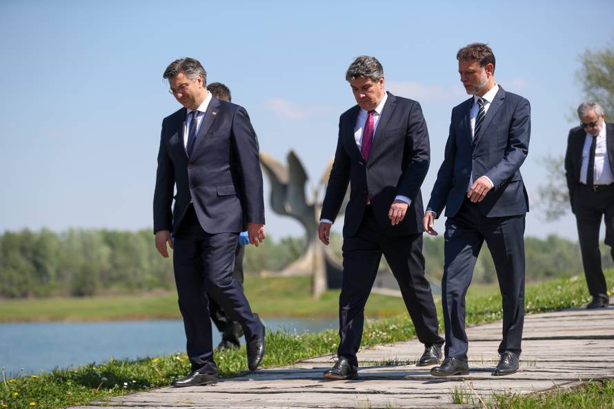 Manjine, Predsjednik države i premijer  će ove godine hodati za žrtve Jasenovca u tri kolone