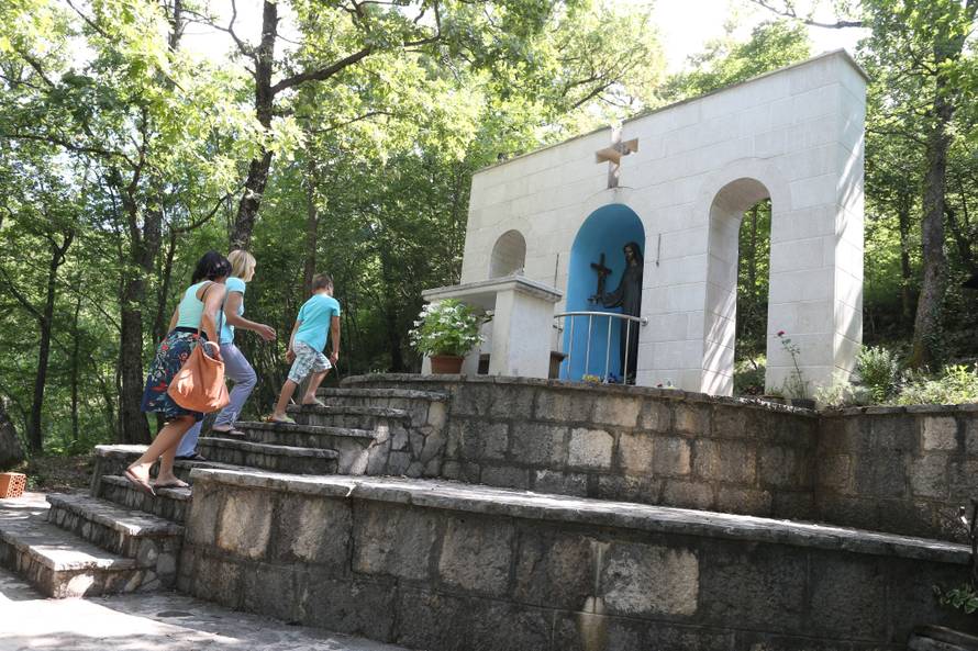 Prešućeno ukazanje: Tukli su nas jer smo vidjeli Gospu u Gali