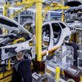 Od &ccaron;ega je napravljen auto? &Ccaron;elik dominira, ali iznena&dstrok;uje koliko je va&zcaron;na nafta