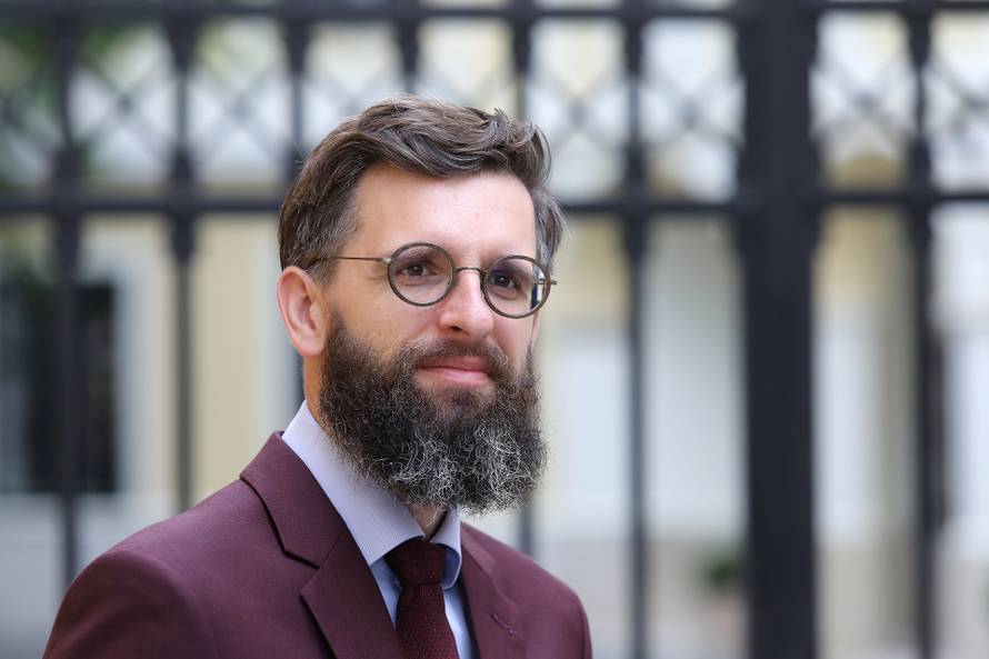 'Mnogim građanima je otežano ostvarivanje biračkog prava'