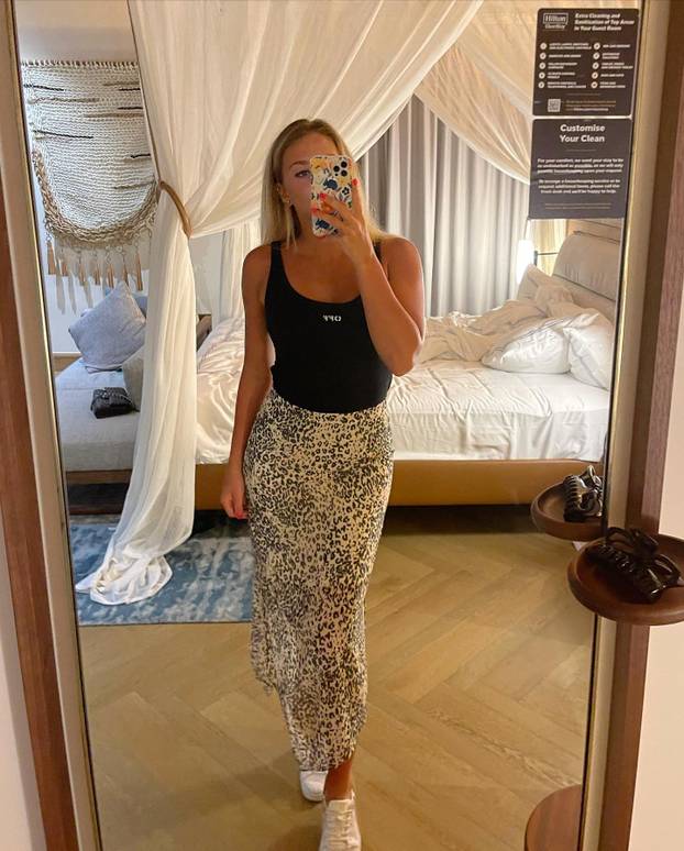 FOTO Udružila se sa Srpkinjom za najljepši teniski par. Fanove često časti golišavim fotkama