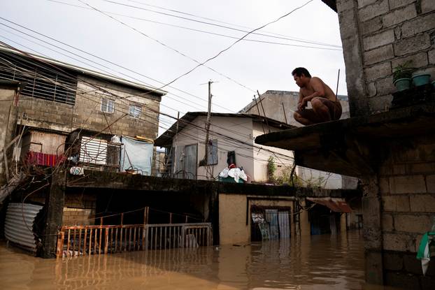 Flooding following super typhoon Man-Yi in Nueva Ecija