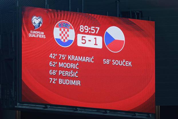 Osijek: Slavlje Hrvatske na stadionu nakon pobjede nad Češkom rezultatom 5:1