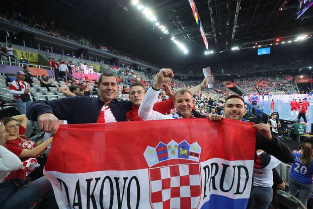 Zagreb: Navijači na susretu Francuske i Hrvatske na IHF Svjetskom rukometnom prvenstvu 2025.
