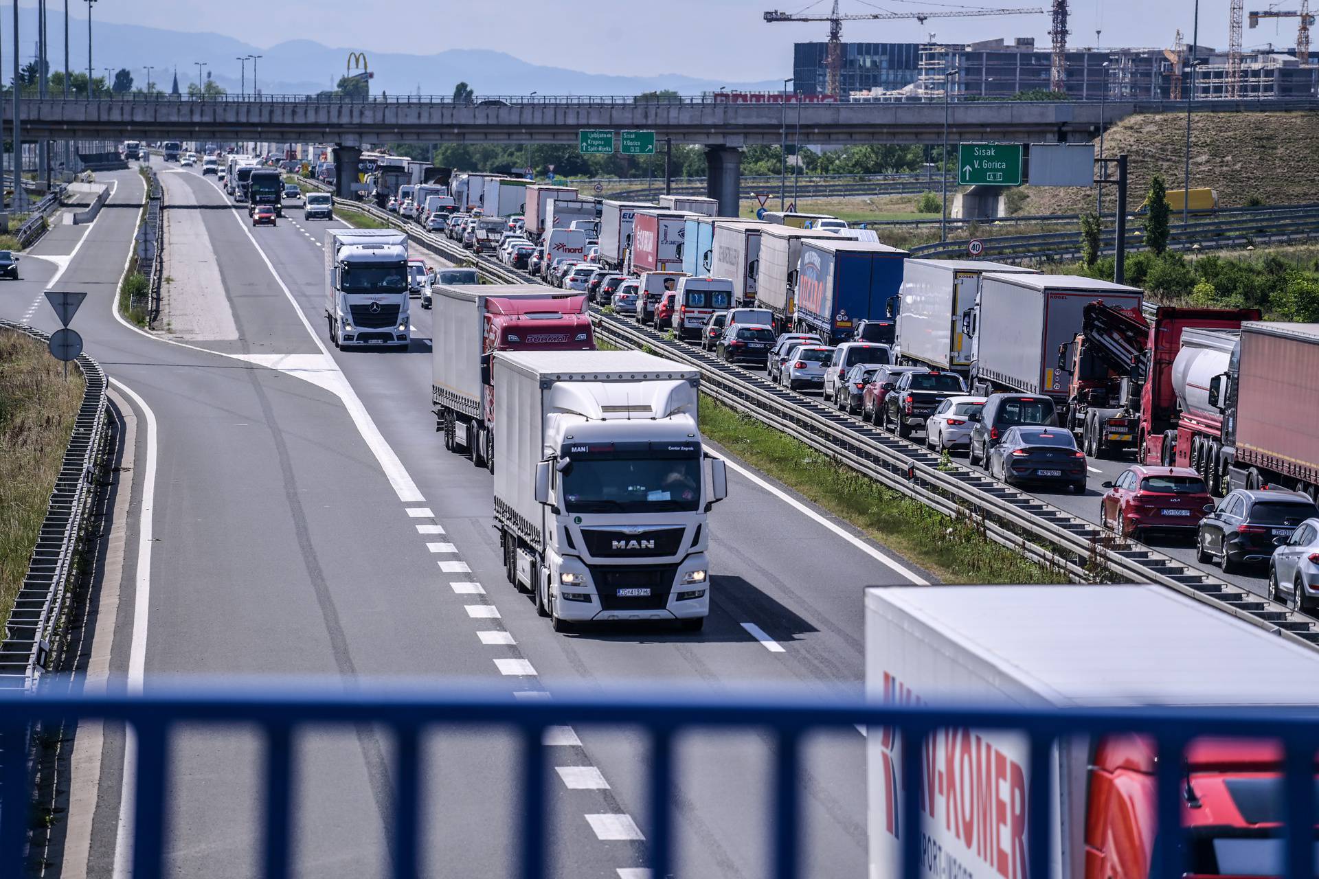 Gužva na zagrebačkoj obilaznici zbog radova u smjeru Buzin-Lučko