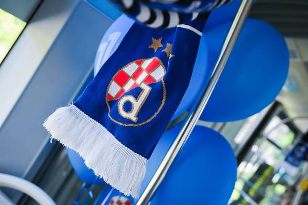 Zagreb: Proslava 115. rođendana GNK Dinamo uz vožnju rođendanskim tramvajem 