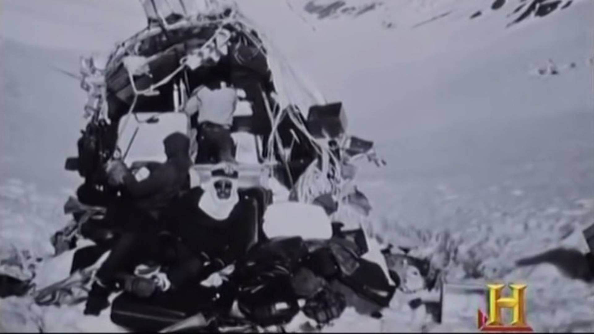 Крушение 1972 года. Нандо Паррадо чудо в Андах. Крушение самолета в Андах в 1972. Авиакатастрофа в горах 1972.
