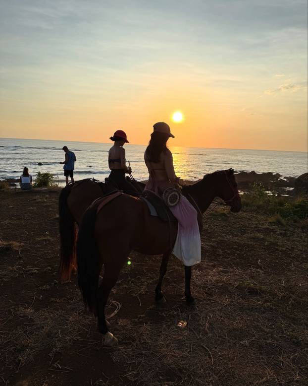 FOTO Nitko ne može vjerovati, ali istina je... Ova učiteljica iz Kalifornije ima 48 godina!