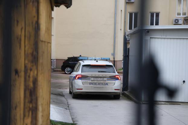 Osijek: Dovođenje gradonačelnika Nove Gradiške Vinka Grgića u prostorije USKOK-a