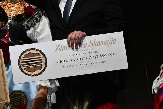 FOTO Ljepotice u nošnjama: Angela Butorac osvojila laskavu titulu 'najgizdavije Šokice'