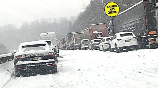 VIDEO Hrvat zapeo na autoputu u Njemačkoj: Već 16 sati smo tu, nemamo više hrane ni vode...