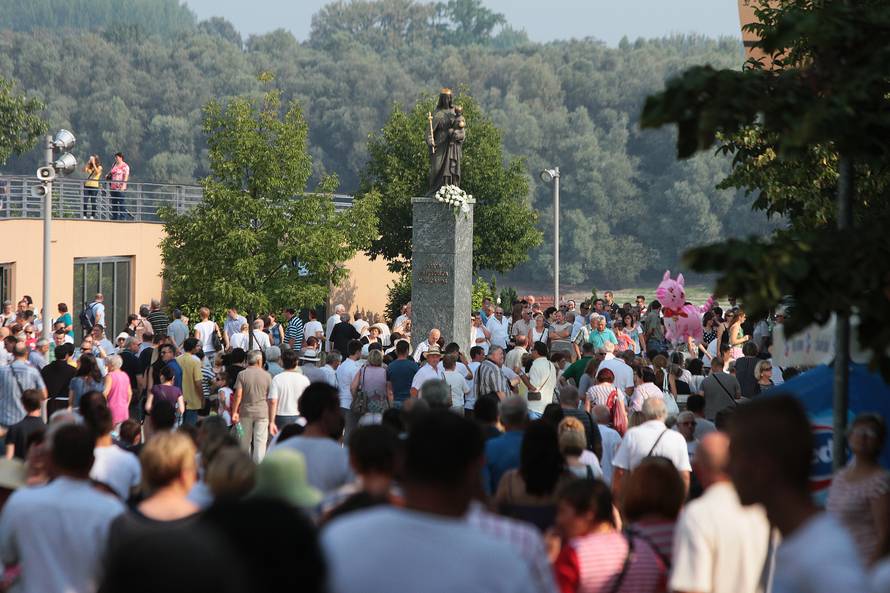 Veliki potencijal: Svetišta su popunjena, a blagajne prazne