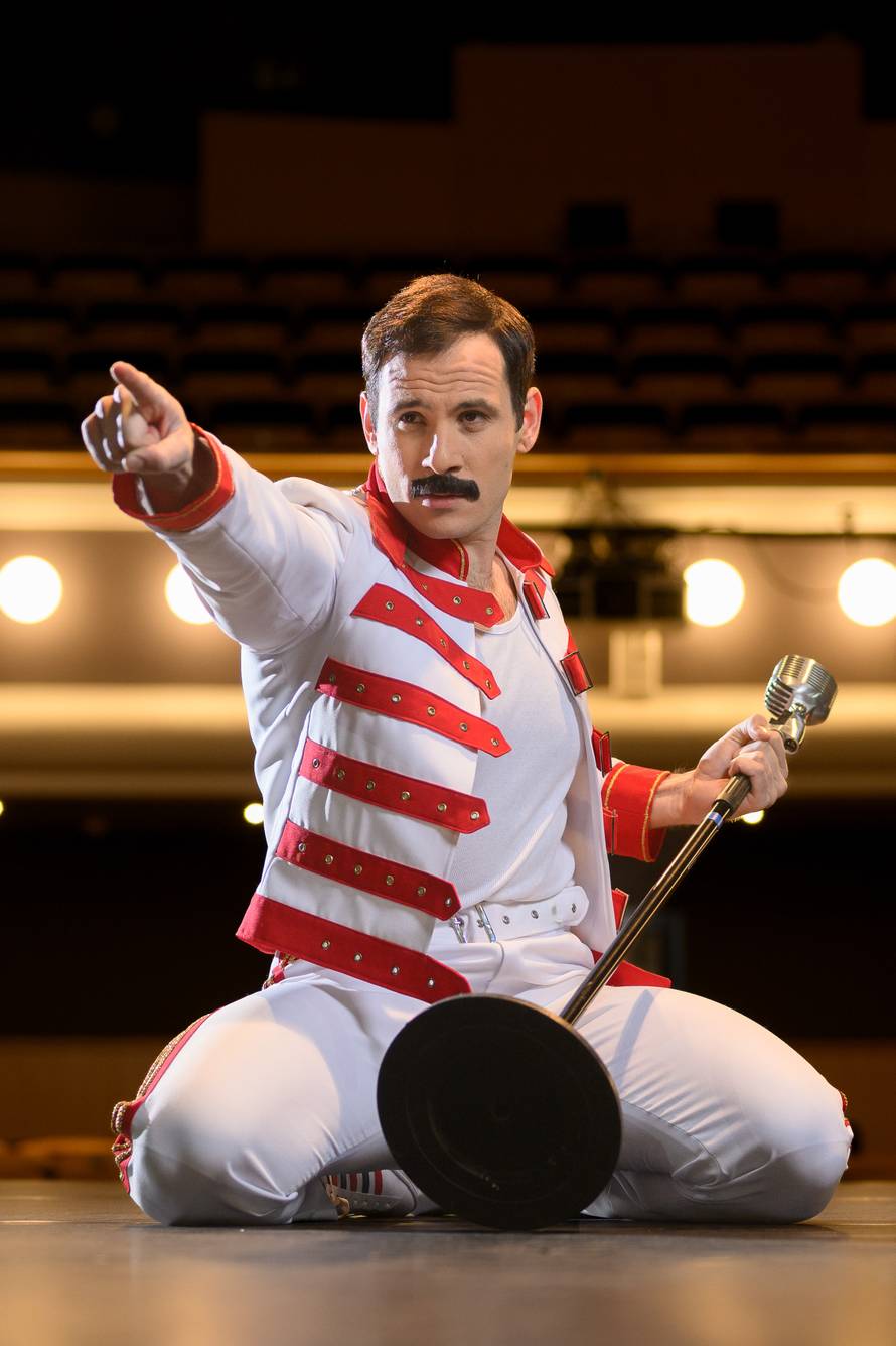 Zagreb: Glumac Fabijan Pavao Medvešek kao Freddie Mercury
