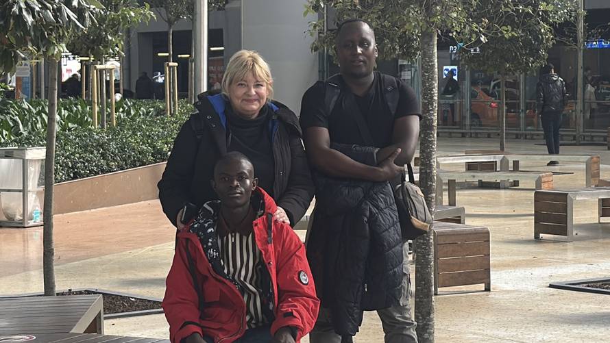 Hrvatska udruga je mladiću iz Afrike prikupila novac za skupu operaciju: 'Sada može hodati!'