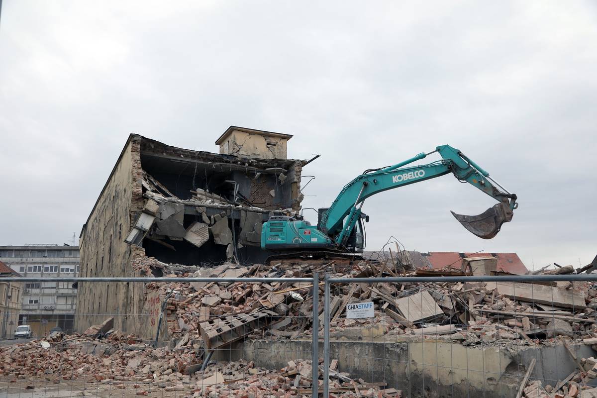 Banija, četiri mjeseca kasnije: Ožiljci od potresa ne zarastaju