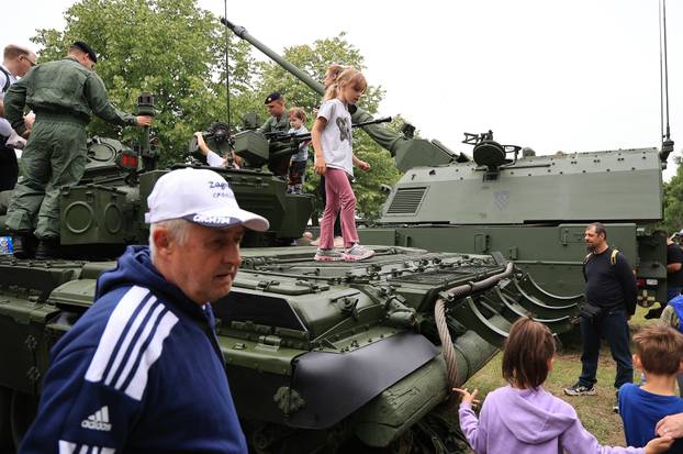 Zagreb: Proslava Dana državnosti na Jarunu 