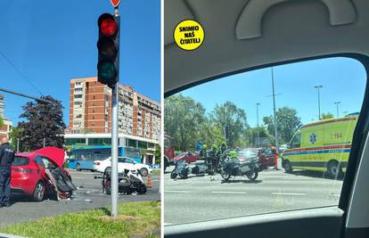 VIDEO Troje ljudi ozlijeđeno u sudaru policijskog motocikla i automobila u Novom Zagrebu