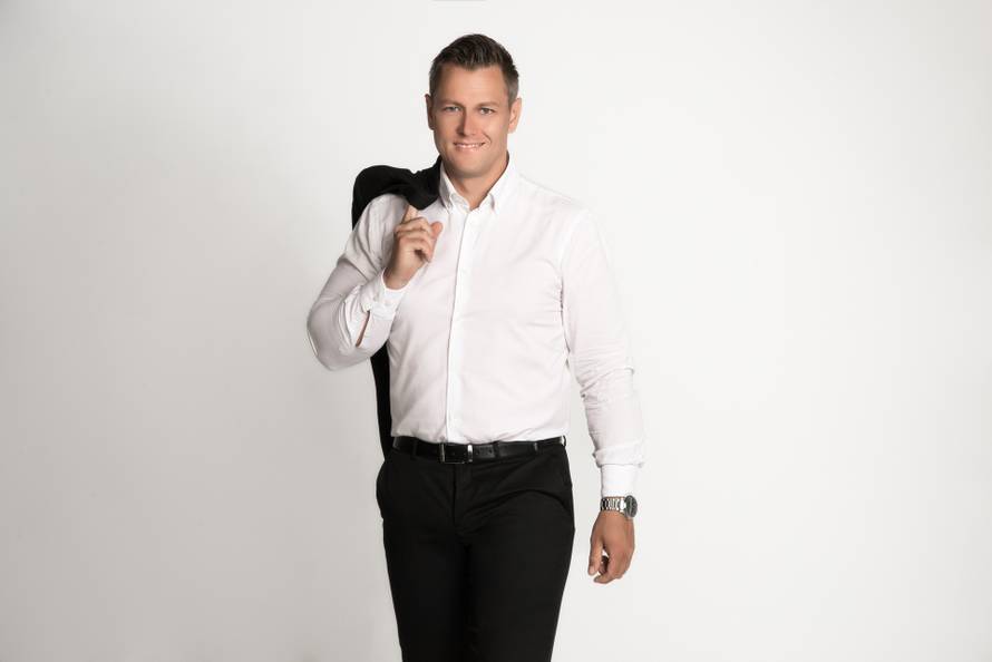 Pjevač Begina želi u Sabor: 'Ne zanimaju me ustaše i partizani'