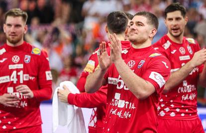 Hrvatska - Argentina 33-18: Ozljeda Duvnjaka i uvjerljiva pobjeda! U drugi dio s dva boda