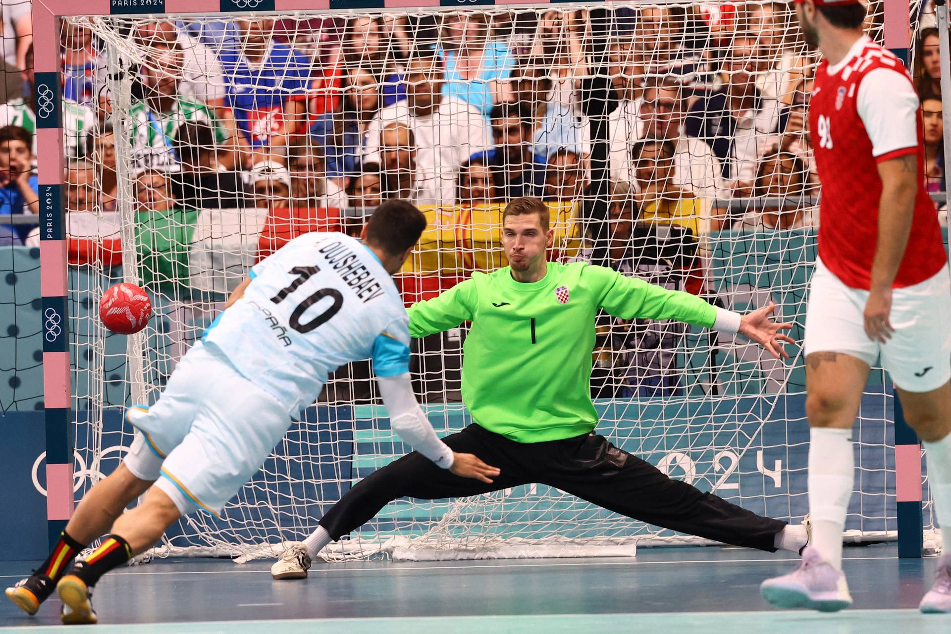 Handball - Men's Preliminary Round Group A - Spain vs Croatia