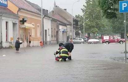 Upozorenje Civilne zaštite zbog obilnih kiša: Ne krećite na put i na izlete, ne kampirajte vani