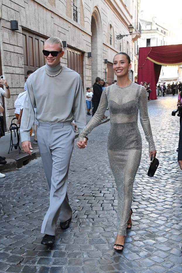 Rome, Castel Sant'Angelo Dolce & Gabbana Fashion Show Event Parterre