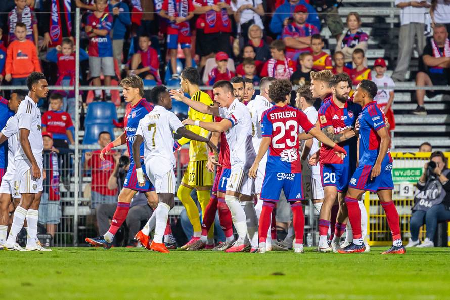 Uzvratna utakmica 4. pretkola nogometne Konferencijske lige Rakow - Hajduk