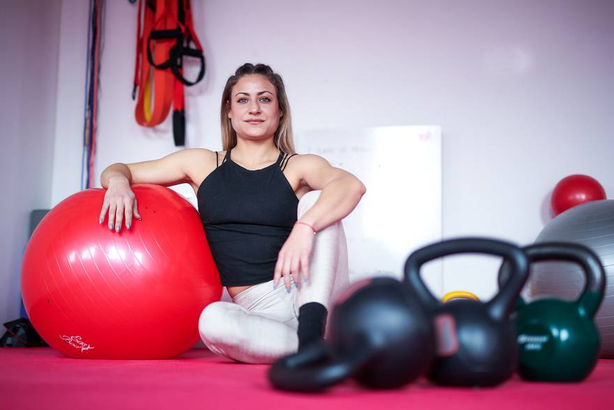 Trenerica fitnessa i pilatesa Lea Đurić