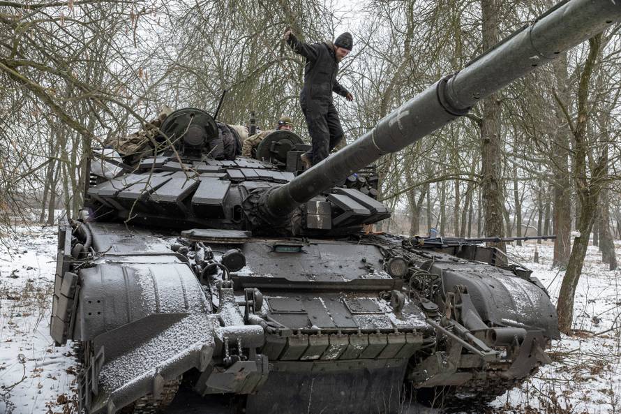 Russia's attack on Ukraine continues, in Donetsk region