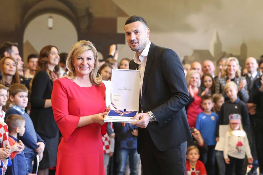 Kolinda je odlikovala Vatrene: Svijet je vidio tko su Hrvati...