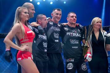 Zagreb: Borila&ccaron;ki spektakl KSW 51, Ante Delija - Oli Thompson