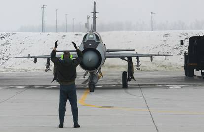 MORH o padu MIG-a: Tražimo pilote. Pao je tijekom obuke u nenaseljenom šumovitom dijelu