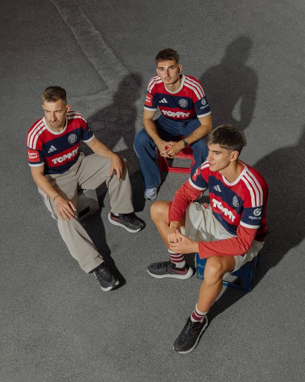 FOTO Hajduk predstavio novi gostujući dres. Navijači složni: 'Sad izgledamo kao Bayern...'