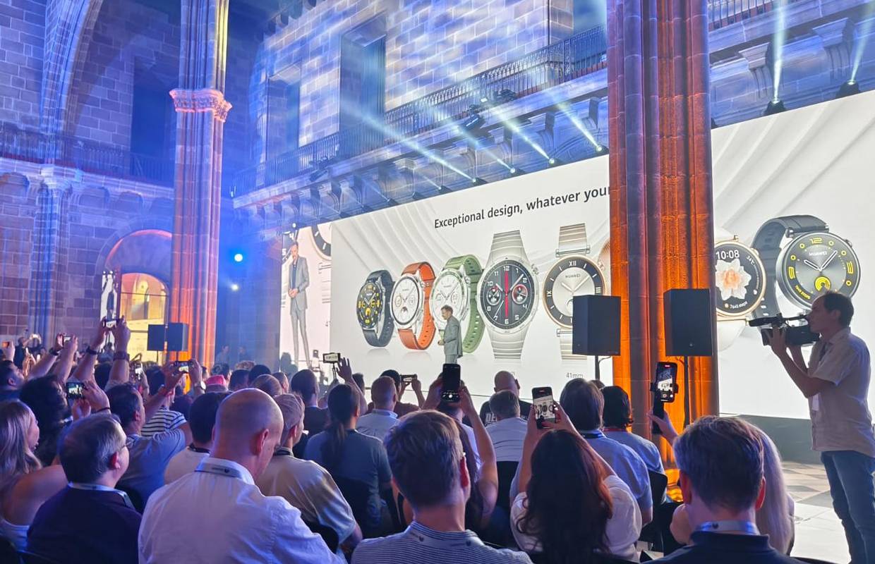 Huawei Watch GT4 sat uz više stila i dalje 'drži' dva tjedna, a sada sluša i kako dišete u snu