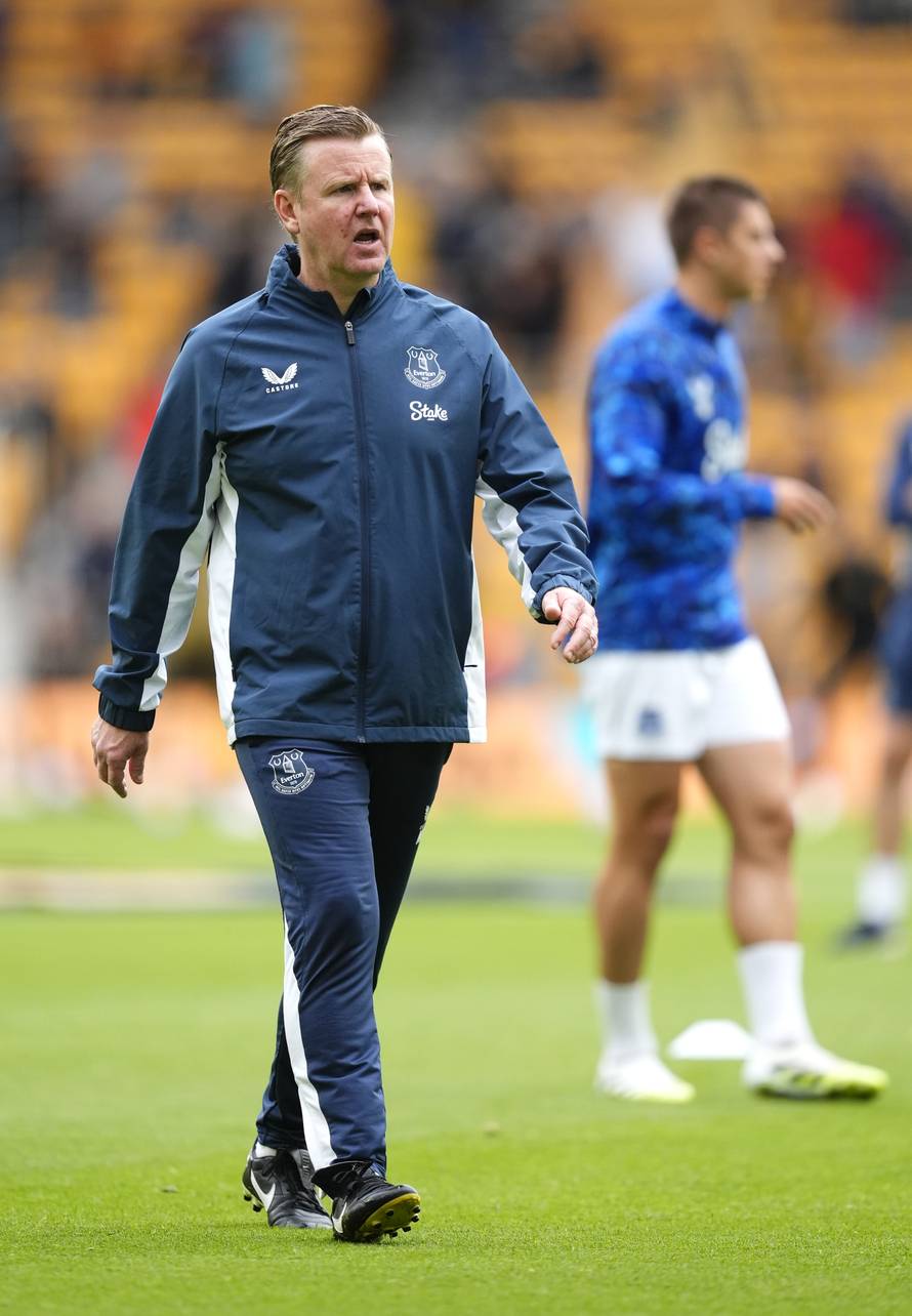 Wolverhampton Wanderers v Everton - Premier League - Molineux Stadium