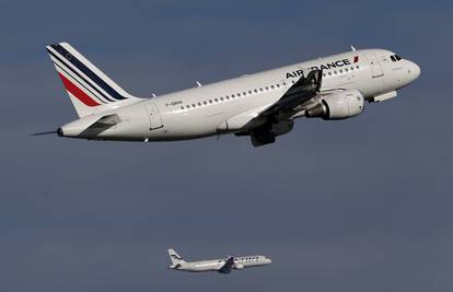 Prijetnja bombom: Air Franceu preusmjerili su dva zrakoplova