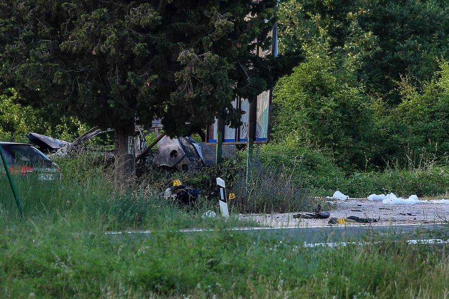 Dvije osobe na motociklu poginule na dionici ceste Rovinj-Kanfanar