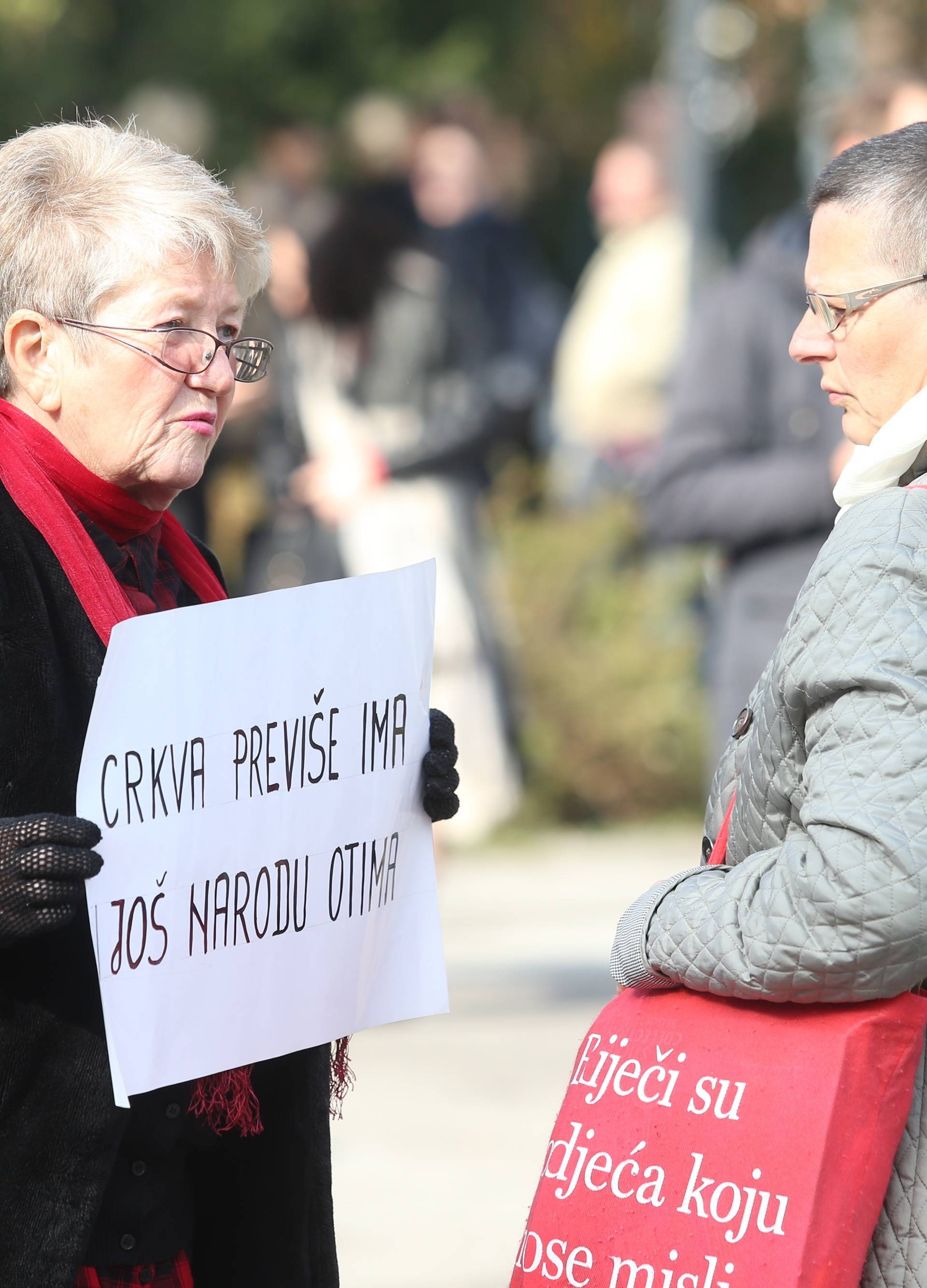 Raskinimo ugovore s Crkvom: Vire u vaše krevete, maternice