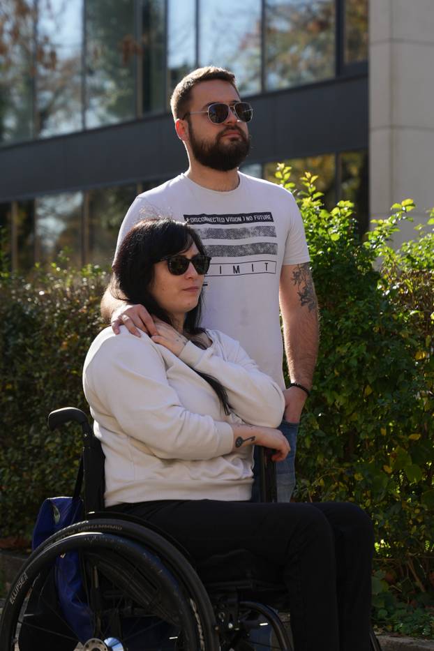 Banja Luka: Građani i studenti odali su počast žrtvama pada nadstrešnice u Novom Sadu