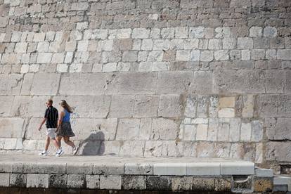 FOTO Ovako izgleda Zadar: U 14 sati i 44 minute počela je jesen