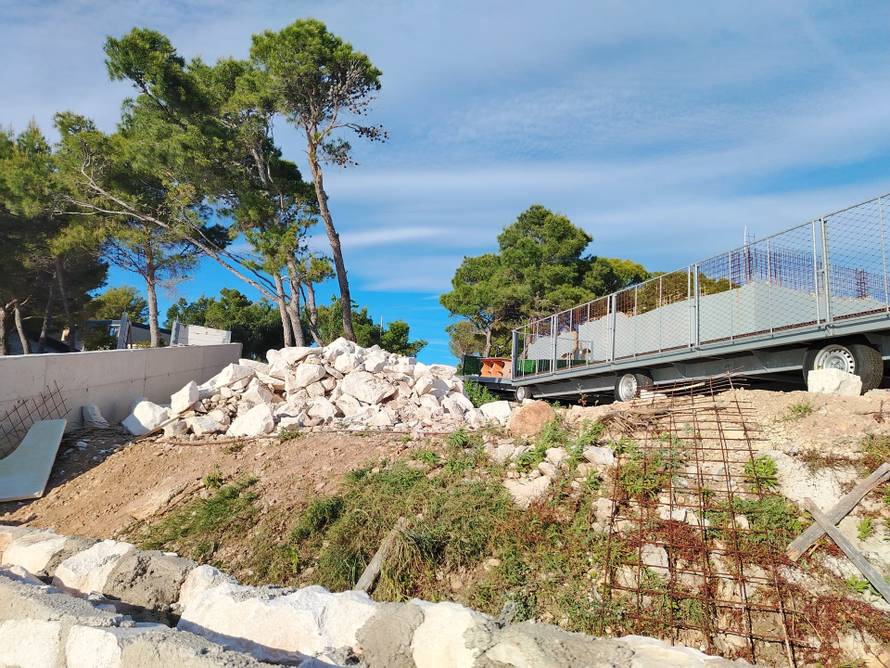 VELIKA GALERIJA Uz Pripuza sad i drugi dižu zidove na Murteru: 'Uništavanje se dalje nastavlja'