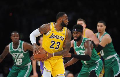 Ne mogu biti gori: LeBron i LA Lakersi izgubili petu zaredom