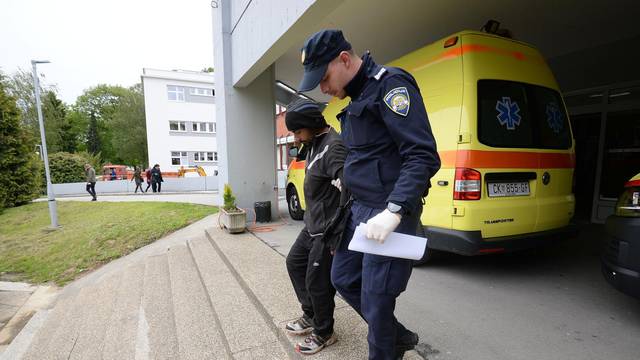 Äakovec: Policija privodi migrante nakon pruÅ¾anja lijeÄniÄke pomoÄi