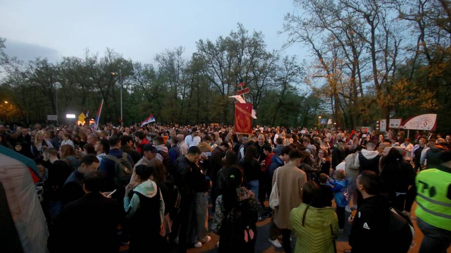 Beograd: Studeti nastavlju s blokadom RTS-a 